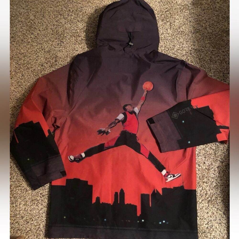 Nike Air Jordan Skyline GORE-TEX Waterproof Jacket HF9285-010 Men's Small BNWT - Picture 5 of 6